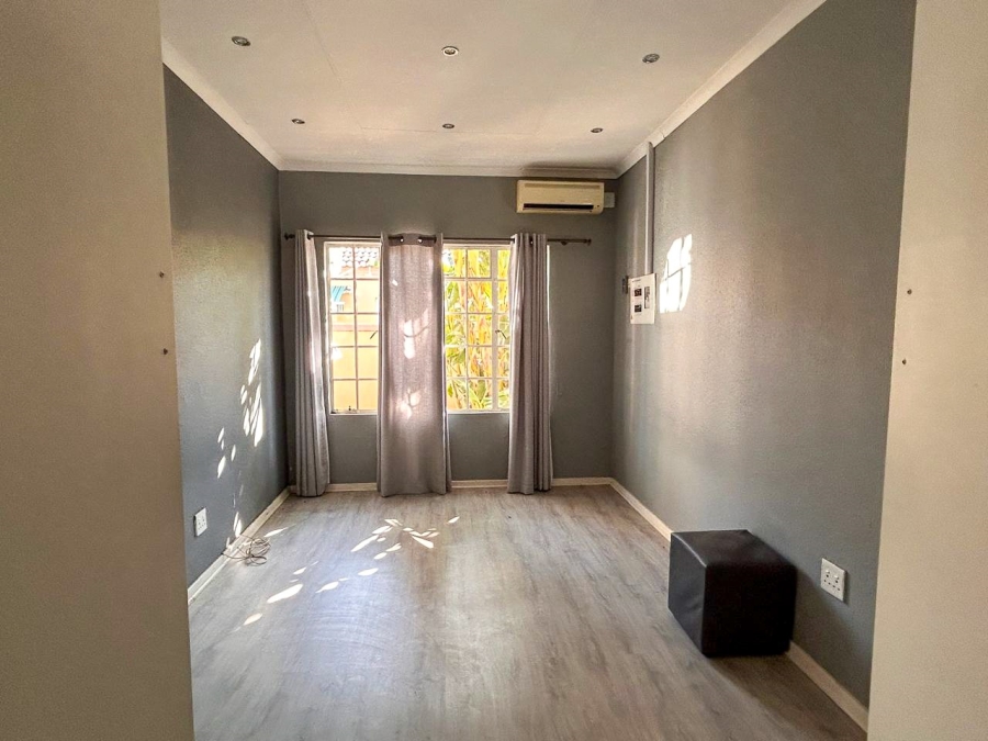 3 Bedroom Property for Sale in Baillie Park North West